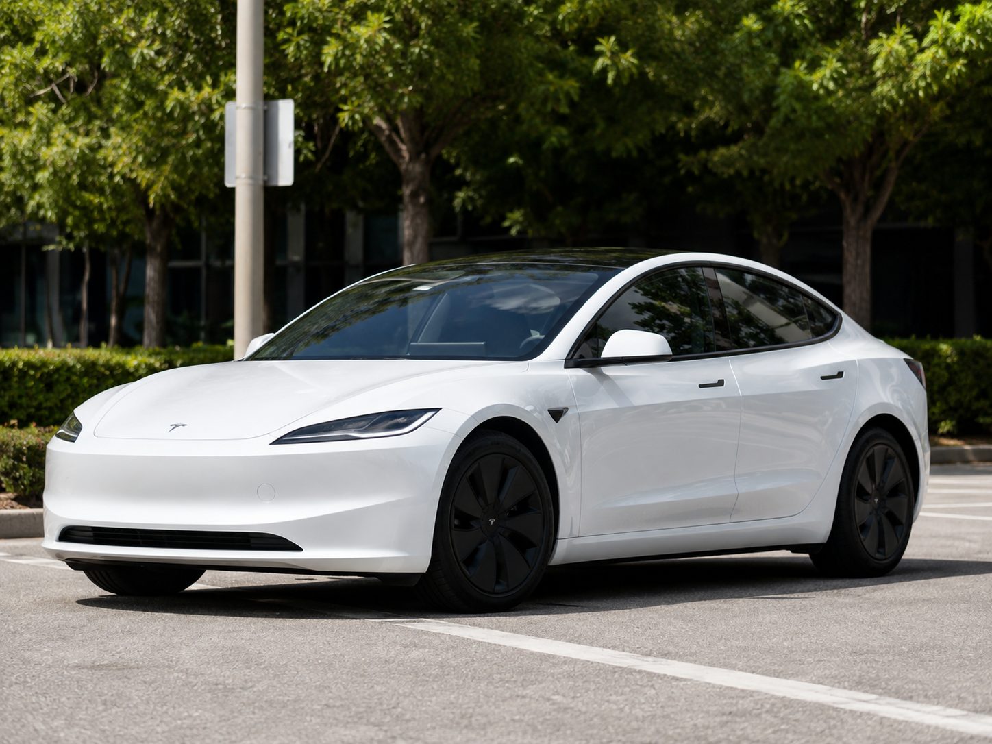 Tesla Model 3 Long Range — фото 5